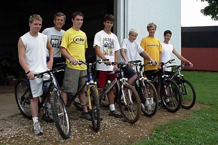 ../Images/willian_orr_sipes_clark_miller4_camp_2003.jpg